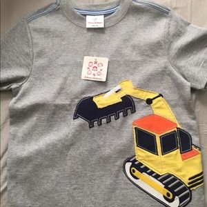 Hanna Andersson excavator tee shirt